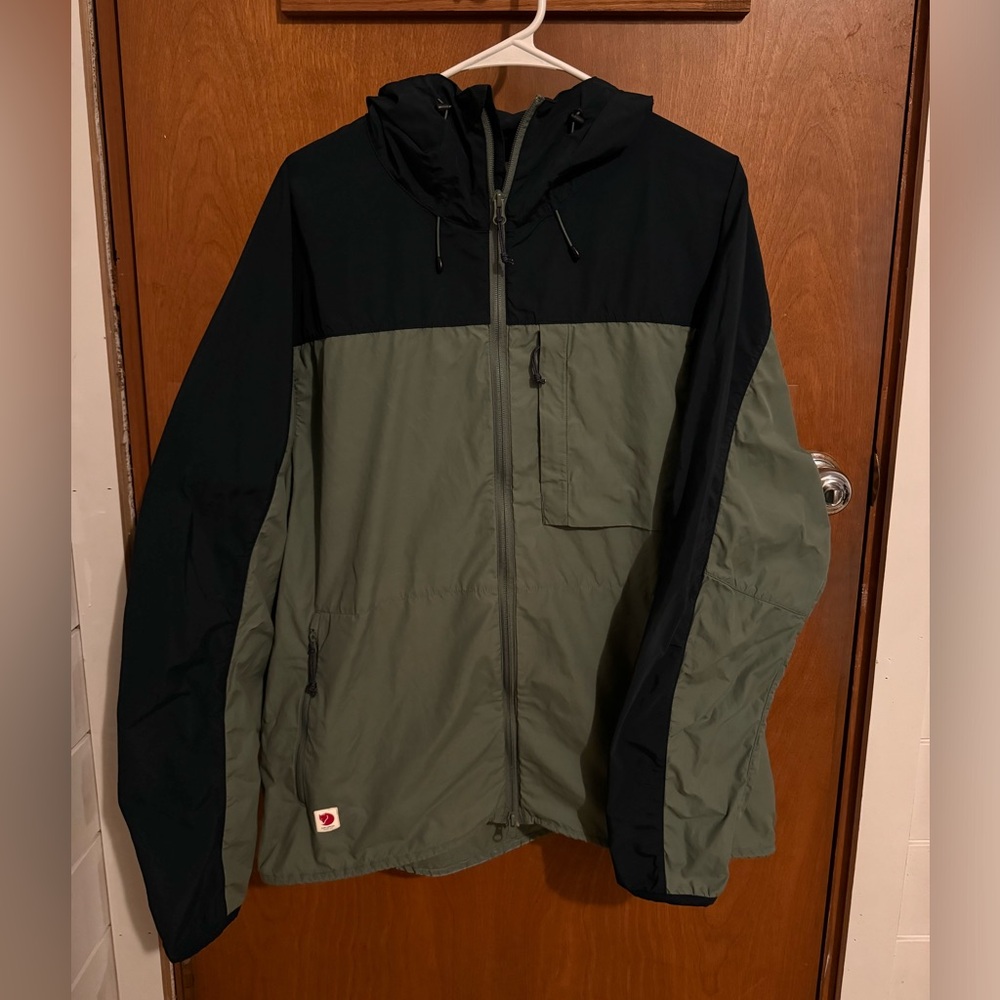 Fjallraven Men's Olive and Blue Windbreaker Large